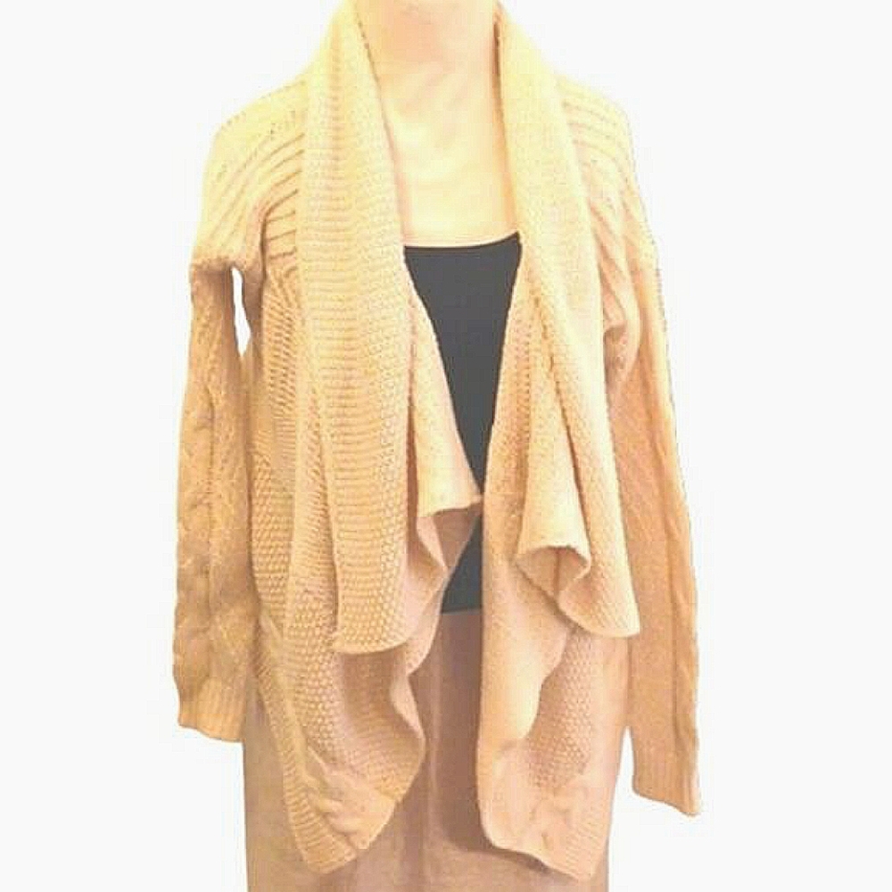 Woven Heart Cable Knit CARDIGAN Sz XS High Low CREAM Peachy Tan Preppy Sweater